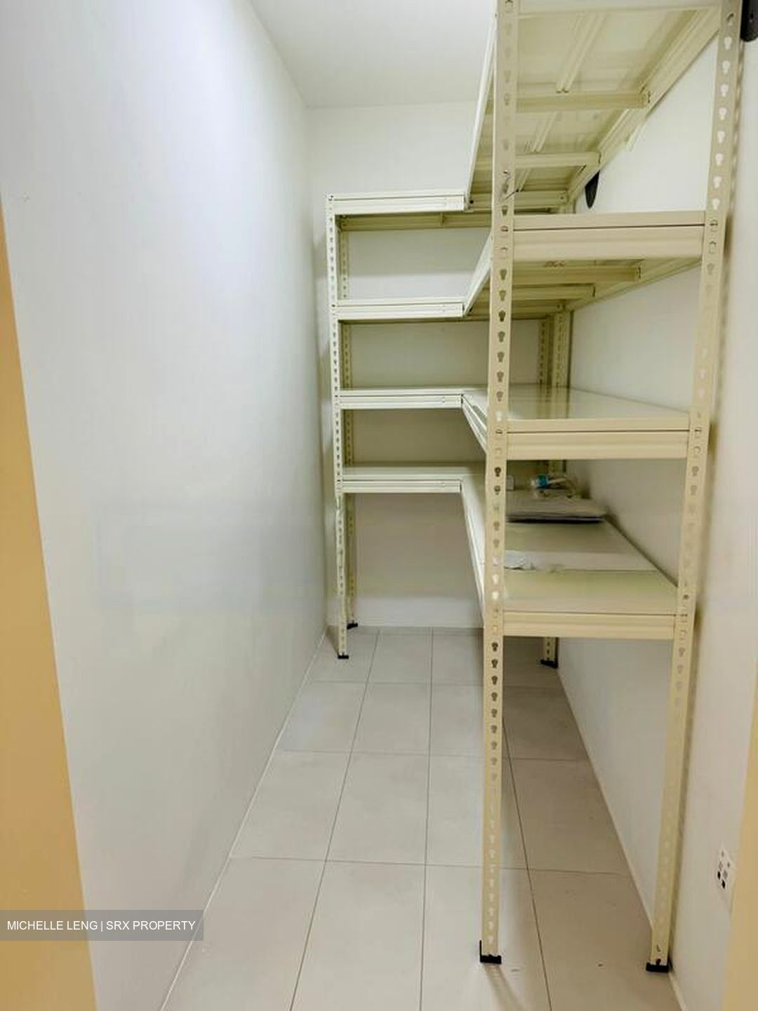 Hougang Avenue 1 (D19), Terrace #475851281